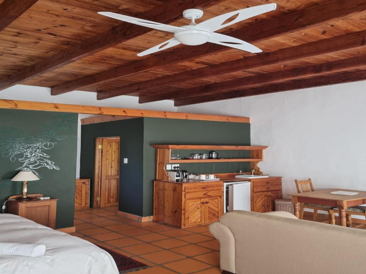 Red Mountain Ridge Karoo Oasis And Guest Farm Apartment Buffelskloof Exterior foto